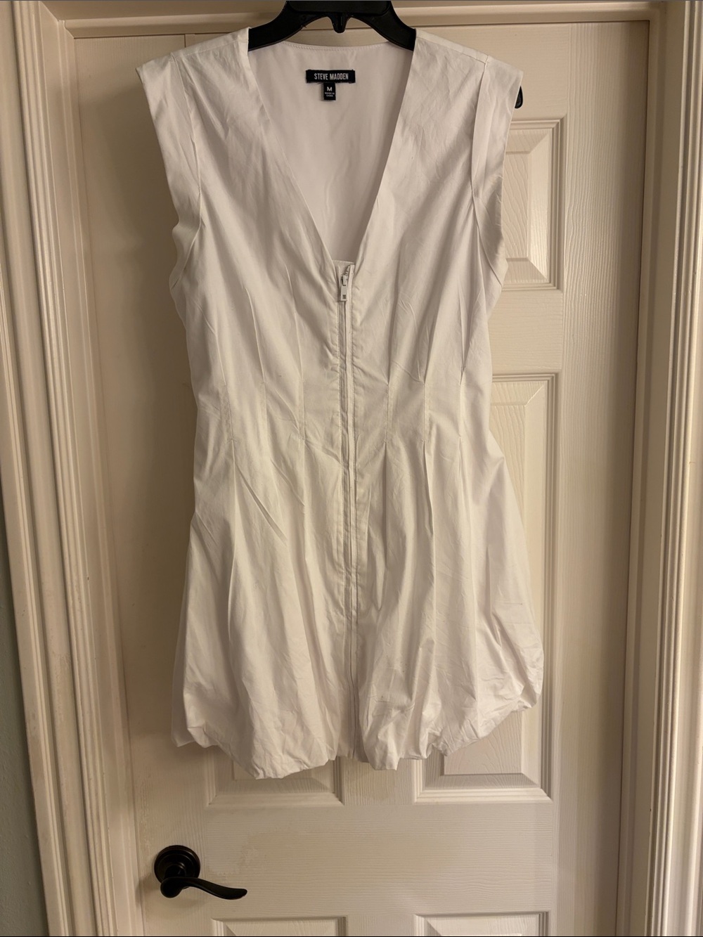 Steve Madden white zip front bubble hem dress Sz M LN